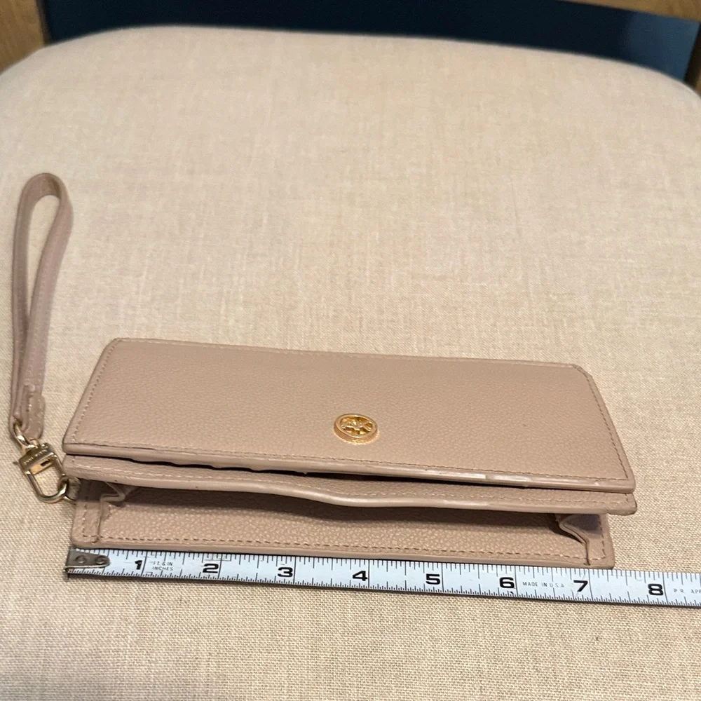 Anne Klein Women's Wristlet Wallet